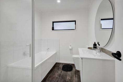 Photo of property in 603a Haowhenua Place, Hawera, 4674