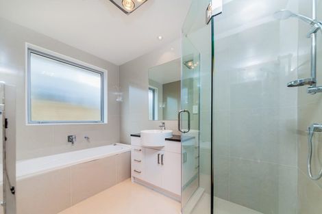 Photo of property in 16 Wellfield Drive, Papakura, 2110