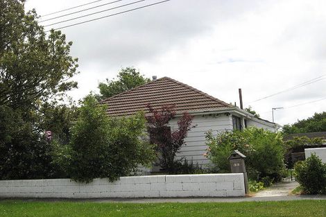 Photo of property in 32 Bateman Avenue, Bryndwr, Christchurch, 8053