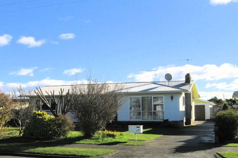 Photo of property in 17 Oldham Avenue, Onekawa, Napier, 4110