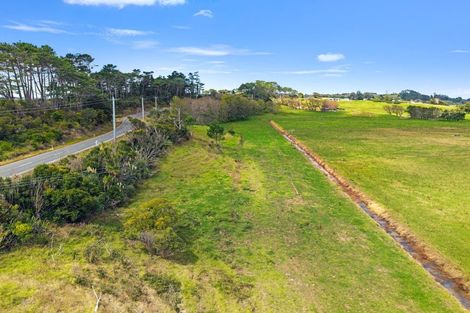 Photo of property in 413 Waihue Road, Dargaville, 0372