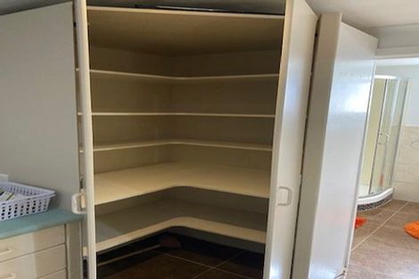 Photo of property in 16 Milich Terrace, Te Atatu South, Auckland, 0610