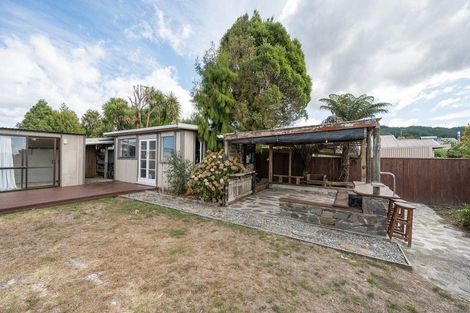 Photo of property in 1 Bird Lane, Wakefield, 7025