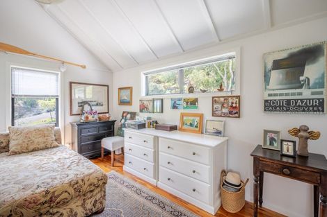 Photo of property in 2 Tirohanga Terrace, Akaroa, 7581