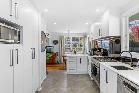 Photo of property in 12 Moeraki Road, Maoribank, Upper Hutt, 5018