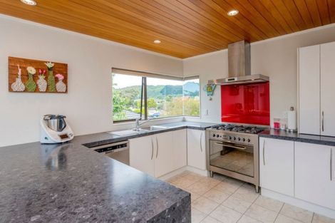 Photo of property in 24 Saint James Court, Paraparaumu, 5032