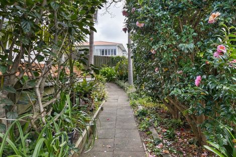 Photo of property in 6/165 Hinemoa Street, Birkenhead, Auckland, 0626