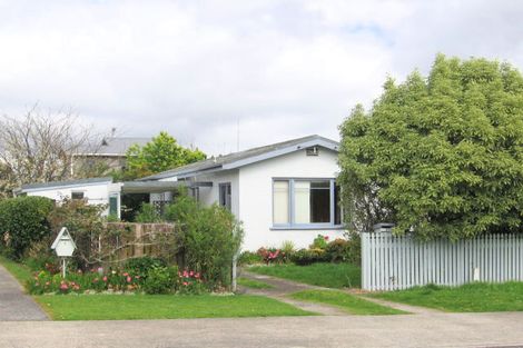 Photo of property in 2 Brinkley Road, Otumoetai, Tauranga, 3110