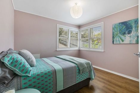 Photo of property in 1/235 Rangatira Road, Beach Haven, Auckland, 0626