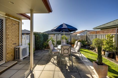 Photo of property in 12 Caulfield Place, Taradale, Napier, 4112