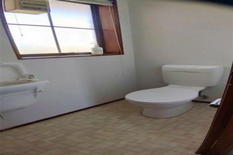 Photo of property in 1/37 Rangitoto Terrace, Milford, Auckland, 0620