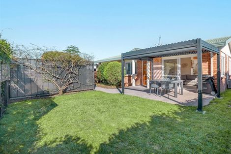 Photo of property in 1/25 Neil Avenue, Te Atatu Peninsula, Auckland, 0610