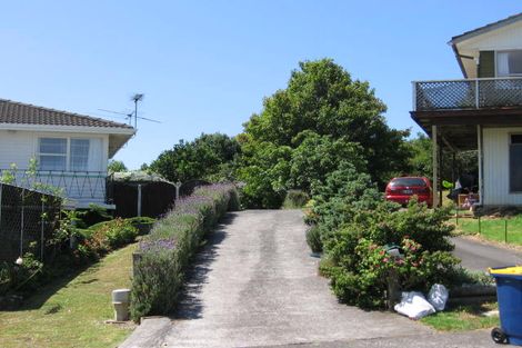 Photo of property in 37 Seon Place, Birkdale, Auckland, 0626