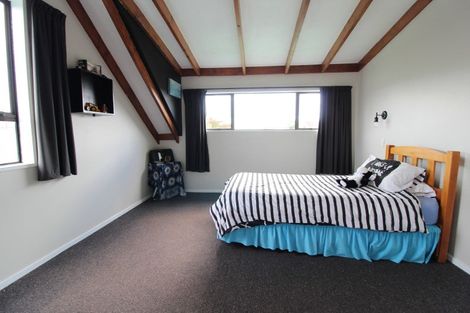 Photo of property in 4 Mcwilliam Avenue, Winton, 9720