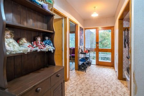 Photo of property in 30 Village Loop Road, Waipori Falls, Outram, 9073