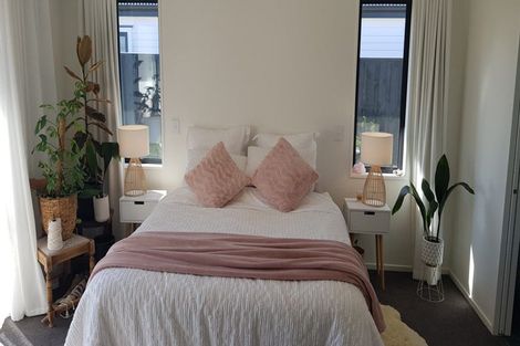 Photo of property in 12 Mccahon Drive, Rangiora, 7400