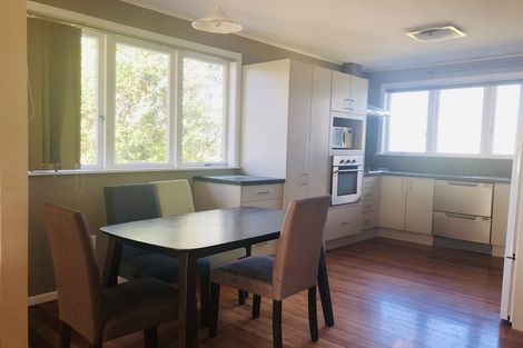 Photo of property in 65 Bond Crescent, Forrest Hill, Auckland, 0620