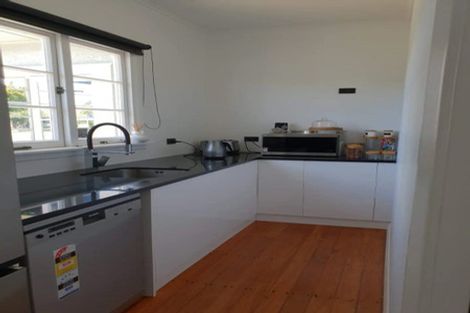 Photo of property in 18 Howden Road, Fairfield, Hamilton, 3214