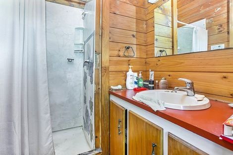 Photo of property in 7 Spruce Place, Totara Heights, Auckland, 2105