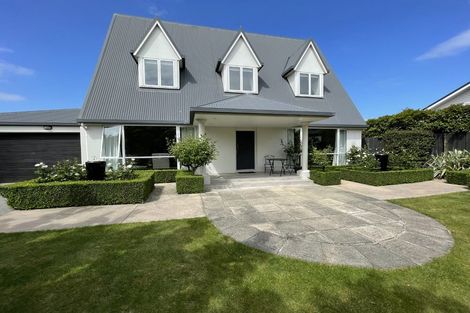 Photo of property in 16 Poynder Avenue, Merivale, Christchurch, 8014