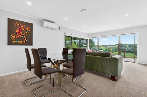 Photo of property in 11 Hillside Crescent, Leigh, 0985