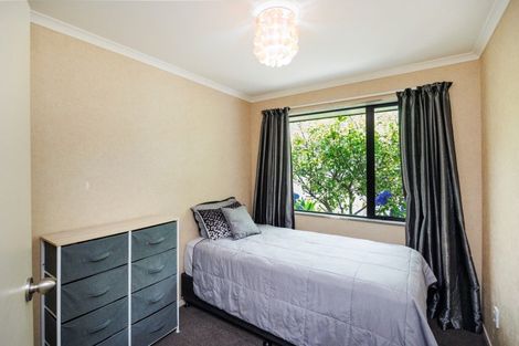 Photo of property in 10 Boston Parade, Kelvin Grove, Palmerston North, 4414