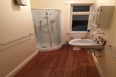 Photo of property in 28-28a Plunket Avenue, Petone, Lower Hutt, 5012