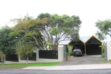 Photo of property in 10 St Ives Terrace, Mairangi Bay, Auckland, 0630