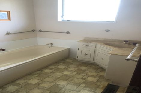 Photo of property in 122 Pembroke Street, Hamilton Lake, Hamilton, 3204