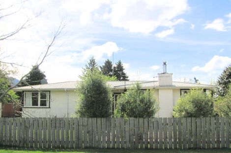 Photo of property in 4 Waiwhero Street, Mangakakahi, Rotorua, 3015