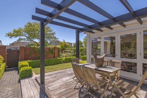 Photo of property in 15 Wadeley Road, Ilam, Christchurch, 8041