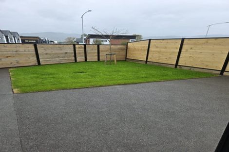 Photo of property in 3 Joseph Bolton Crescent, Wallaceville, Upper Hutt, 5018