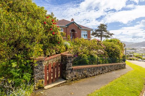 Photo of property in 56 Middleton Road, Kew, Dunedin, 9012