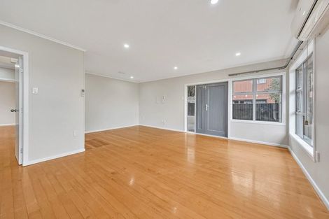 Photo of property in 33b Fairmount Road, Titirangi, Auckland, 0604