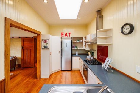 Photo of property in 8 Karamu Avenue, Takaro, Palmerston North, 4410