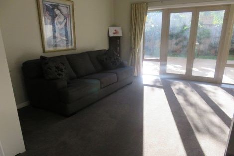 Photo of property in 2 Oldfield Court, Huntington, Hamilton, 3210