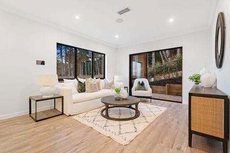 Photo of property in 28 Kate Duncan Drive, Swanson, Auckland, 0614