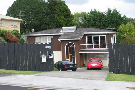 Photo of property in 20 Richards Avenue, Forrest Hill, Auckland, 0620