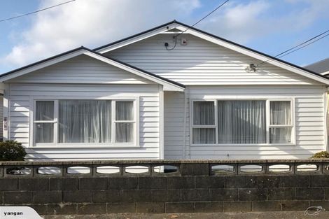 Photo of property in 99 Coutts Street, Kilbirnie, Wellington, 6022