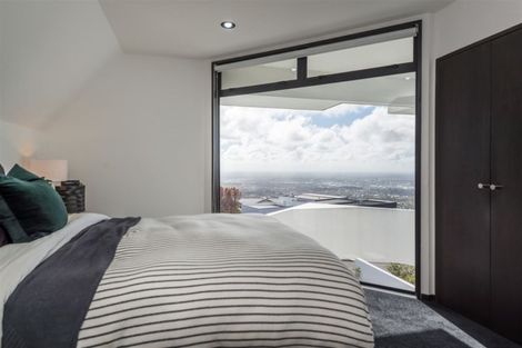 Photo of property in 2/31 Harry Ell Drive, Cashmere, Christchurch, 8022