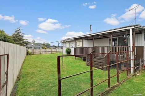 Photo of property in 1/30 Challen Close, Conifer Grove, Takanini, 2112