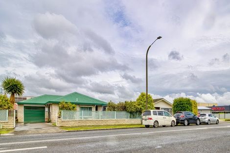 Photo of property in 36 Maadi Road, Onekawa, Napier, 4110