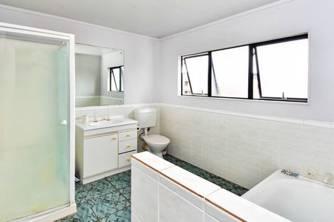 Photo of property in 3/26 Alfriston Road, Manurewa East, Auckland, 2102