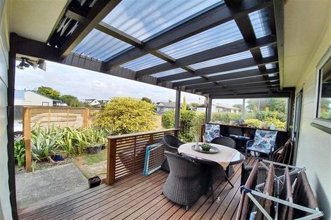 Photo of property in 1 Willowstream Grove, Cloverlea, Palmerston North, 4412