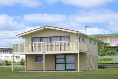 Photo of property in 100 Broadway Road, Waihi Beach, 3611