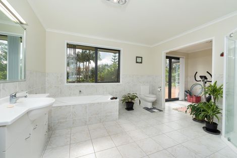 Photo of property in 6 Okura Drive, Kerikeri, 0230