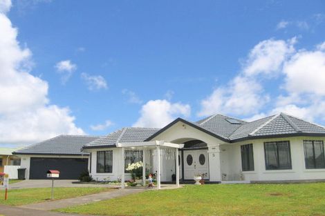 Photo of property in 5 Cloverlea Place, Pukekohe, 2120