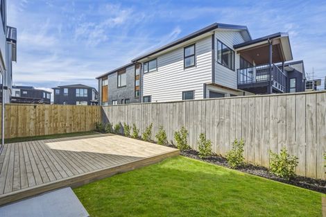 Photo of property in 12 Ocean Breeze Avenue, Hobsonville, 0616