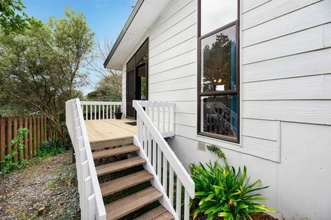 Photo of property in 20 Hassan Drive, Massey, Auckland, 0614