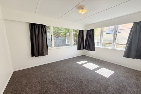 Photo of property in 16 Sunny Grove, Wainuiomata, Lower Hutt, 5014